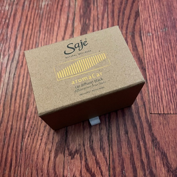 Saje Other - 🎉 Saje AromaCar Diffuser in Elegant Black